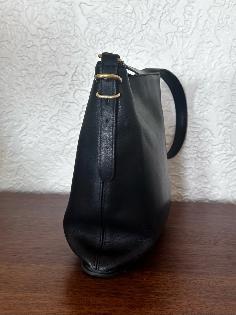 Vintage Coach Equestrian Slim 9306 Black Glove Tan Leather Shoulder Bag USA 1997